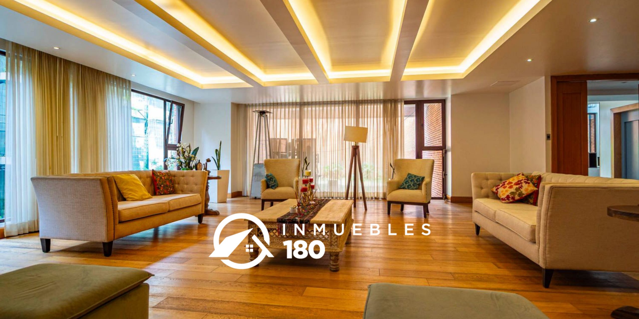 Amplia casa en venta en zona 14, mansión, lujo, comodidad, avenida las americas, guardiania, amplitud, mappi, gpi, encuentra 24, camara de corredores, inmuebles 180