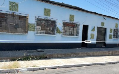 Casa para demoler en Colonia Castañas, zona 11 de Villa Nueva